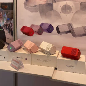 Purificador de Ar para Carro Personalizado Aceito com Corrente de 100mA, Peso Líquido de 0,29kg e Vida Útil do Motor de 4000 Horas